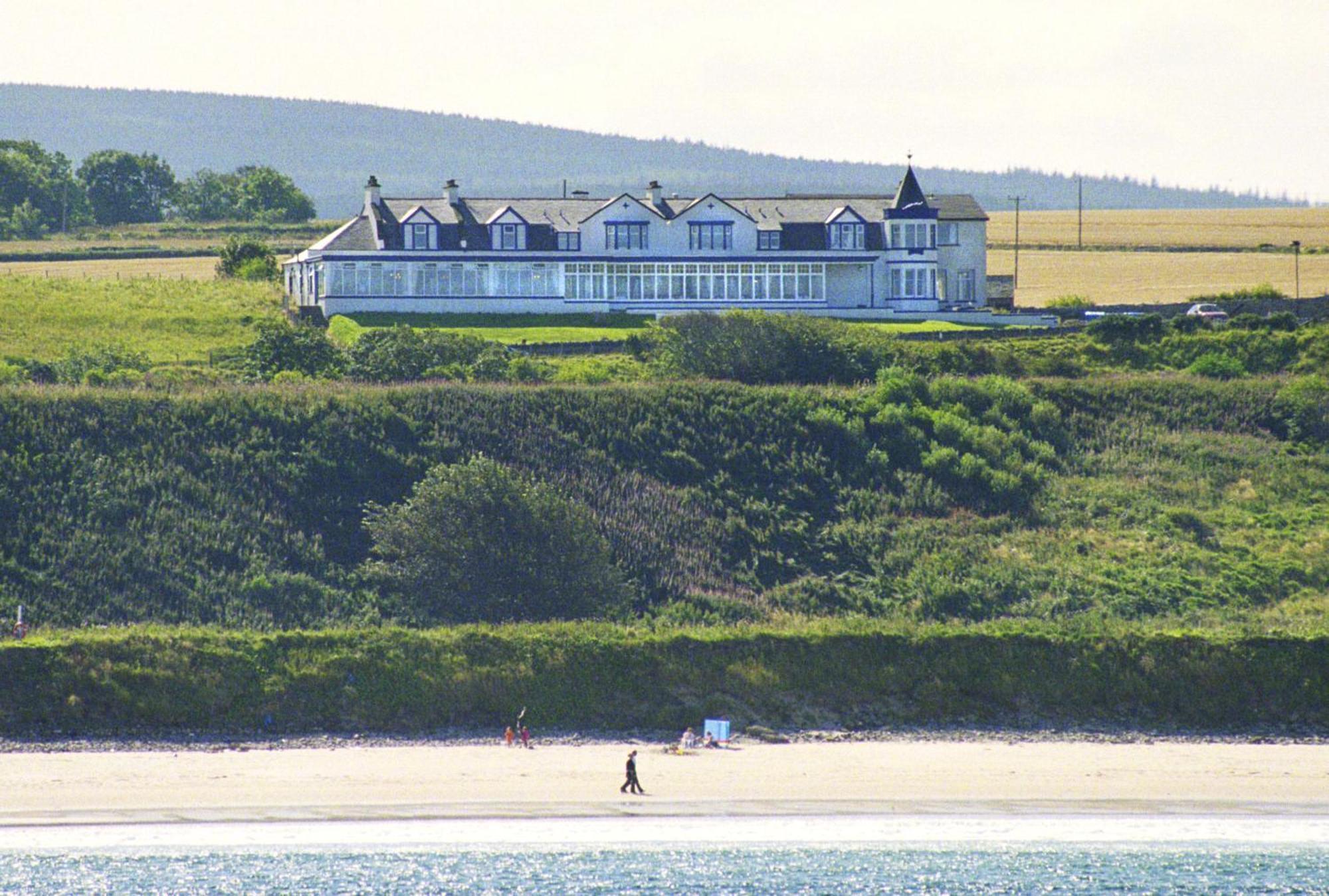 Cullen Bay Hotel ภายนอก รูปภาพ