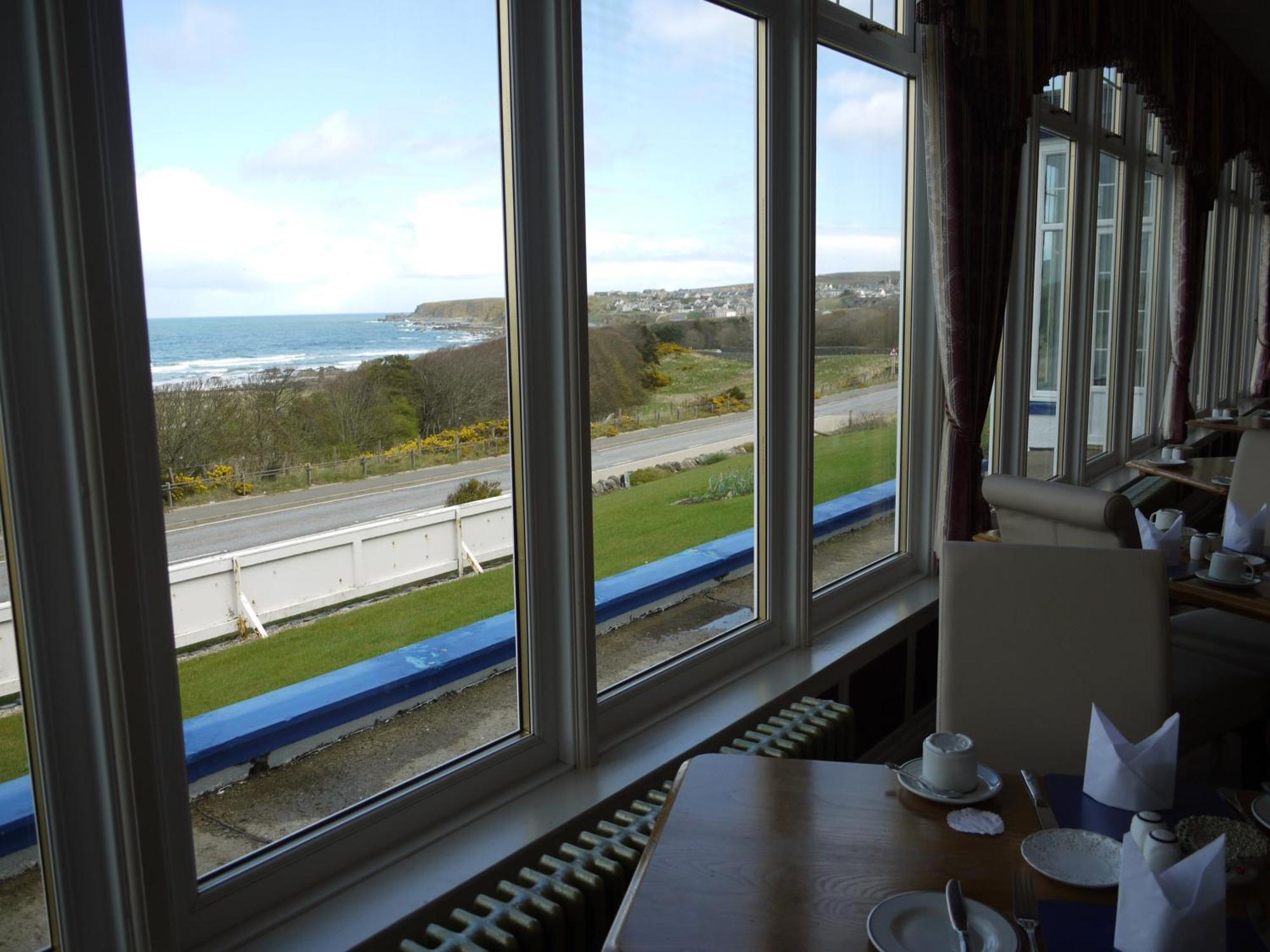 Cullen Bay Hotel ภายนอก รูปภาพ